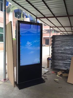 450cd/M2 Digital Kiosk Floor Standing LCD Advertising Display 3840*2160