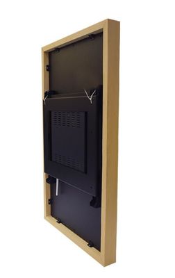 UHD 65 Inch Large LCD LED TFT Wall Mounted Advertising Display With Wood Frame