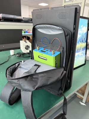 23.6 Inch Backpack High Brightness LCD Display With Built-In Rechargeable Li Battery